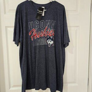 University of Conneticut Huskies Men's Captivating Brand T-Shirt Blue Sz 2XL NWT